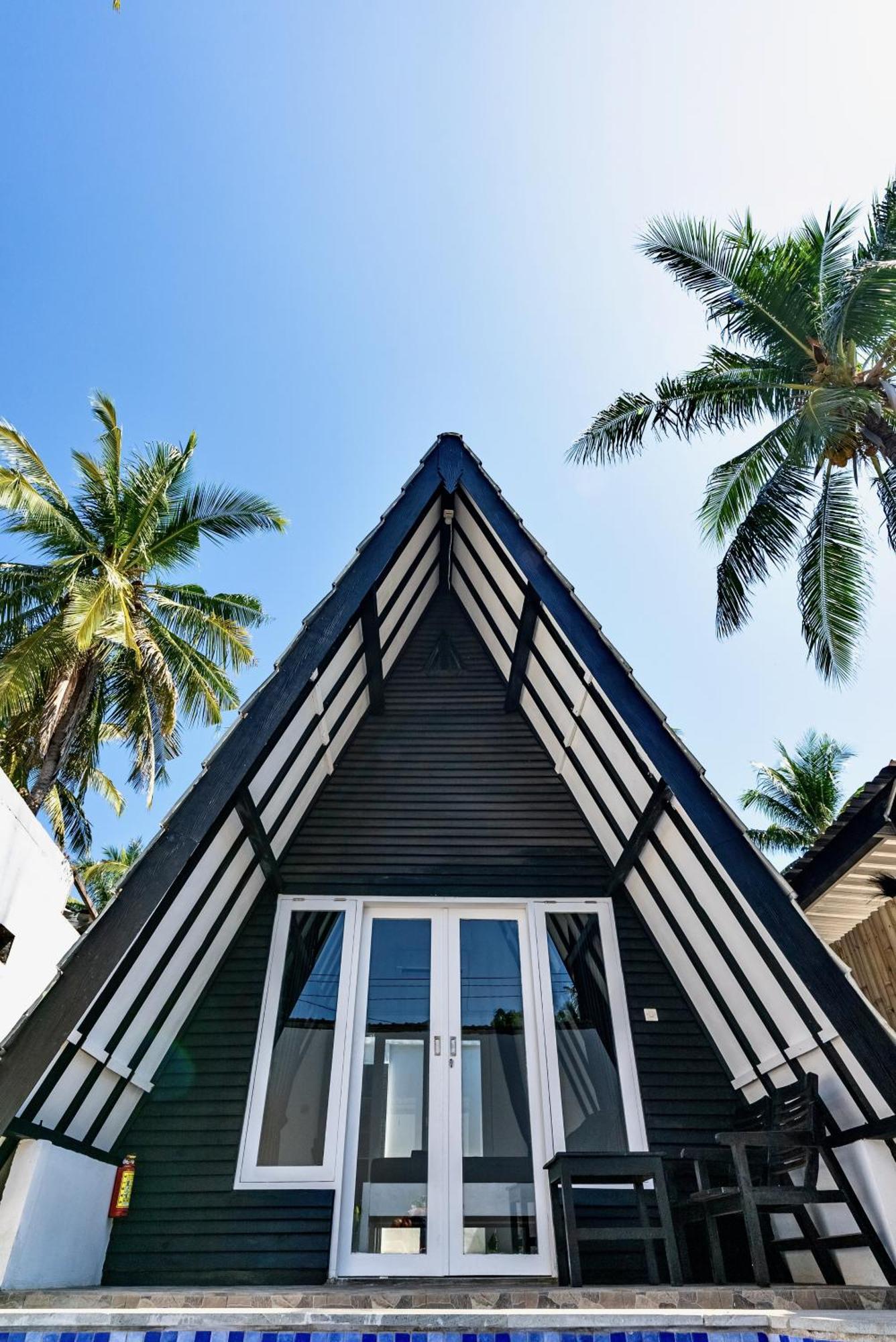 Resort Gili Trawangan - Bungalow With Private Pool Εξωτερικό φωτογραφία